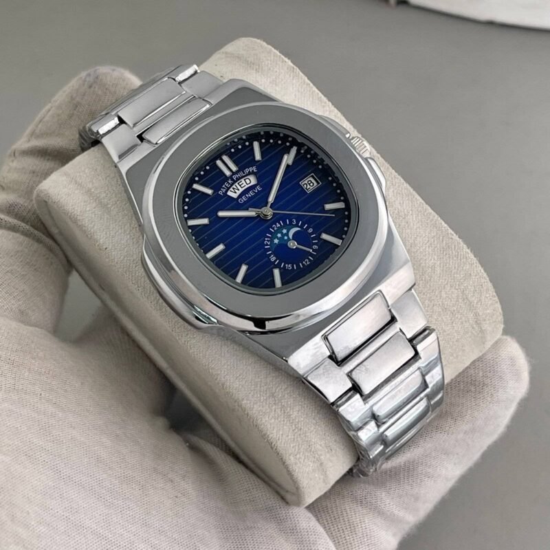 PATEK PHILIPPE Nautilus Perpetual
