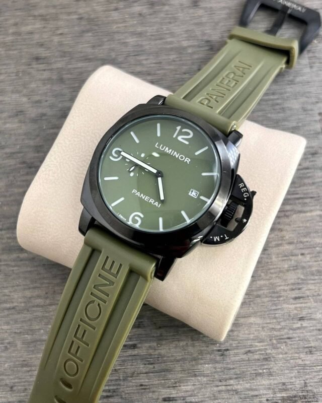 PANERAI LUMNOR Green & Black