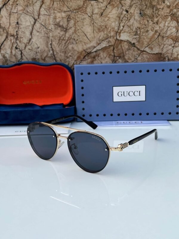 Gucci Sunglass 797 gold black